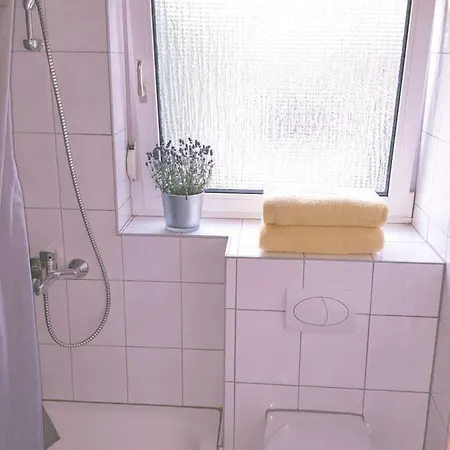 Apartment Ferienwohnung *